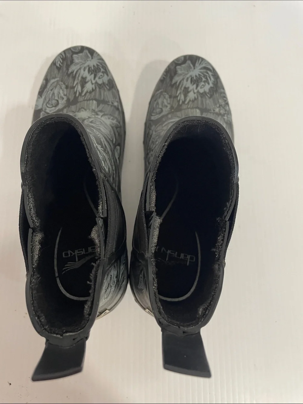 Dansko Rosa Rain Boots Size EU 38 US 7.5 Rubber Gray Floral Black